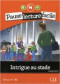 Intrigue au strade. Con CD Audio