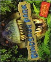 Dinosaur park. Libro pop-up. Ediz. illustrata