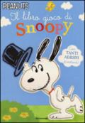 Il libro gioco di Snoopy. Con adesivi. Ediz. illustrata