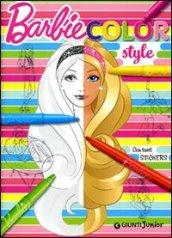 Barbie Color Style. Con adesivi. Ediz. illustrata