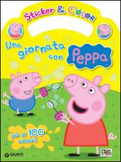 Una giornata con Peppa. Sticker e color. Con adesivi