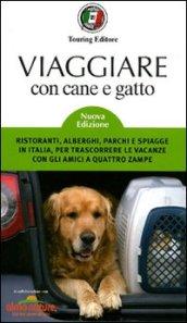 Viaggiare con cane e gatto