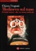 Medioevo sul naso. Occhiali, bottoni e altre invenzioni medievali