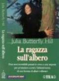 La ragazza sull'albero