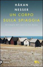 Un corpo sulla spiaggia