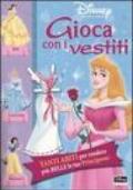 Principesse. Gioca con i vestiti