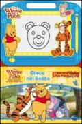 Winnie the Pooh. Gioca nel bosco. Ediz. illustrata. Con gadget