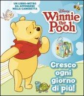 Cresco ogni giorno di più! Winnie the Pooh. Libro metro. Con adesivi