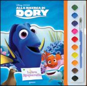 Alla ricerca di Dory. Libro acquerello. Ediz. illustrata. Con gadget