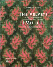 I Velluti. Nella collezione della galleria del costume di Firenze-The velvets. In the collection of the costume gallery in Florence. Ediz. bilingue