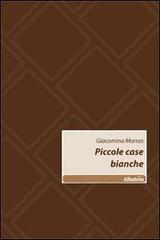 Piccole case bianche