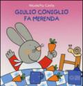 Giulio Coniglio fa merenda