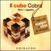 Il cubo cobra. Con gadget