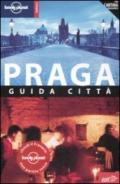 Praga. Con cartina