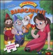 Biancaneve. Fiabe puzzle. Libro puzzle. Ediz. illustrata