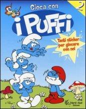 Gioca con i puffi. I puffi. Con adesivi. 2.