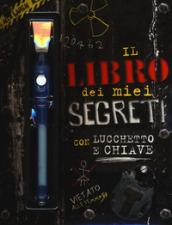 Il libro dei miei segreti. Ediz. a colori. Con gadget