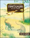 Osserva, attacca e impara i dinosauri nei loro ambienti. Ediz. illustrata