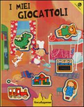 I miei giocattoli. Giocasagomine. Ediz. illustrata. Con gadget