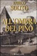 All'ombra del pino