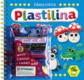 Gioca con la plastilina. Con gadget