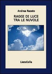 Raggi di luce tra le nuvole