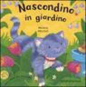 Nascondino in giardino