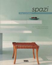 Dettagli d'architettura: spazi