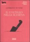 Il coltello nella schiena