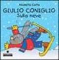 Giulio Coniglio sulla neve