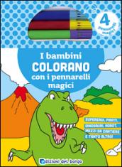 I bambini colorano con i pennarelli magici. Supereroi, pirati, dinosauri, robot, mezzi da cantiere e tanto altro! Ediz. illustrata. Con gadget