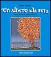 Un albero alla sera