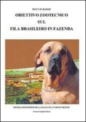 Obiettivo zootecnico sul fila brasileiro in fazenda. Ricerca dei pion ieri della razza sul luogo d'origine