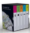 Crumpled city map collection box. Collection of five maps. London, Paris, New York, Rome, Berlin. Ediz. multilingue