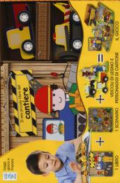 Il mio piccolo libro del cantiere. Little village. Ediz. a colori. Con gadget