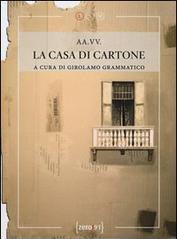 La casa di cartone