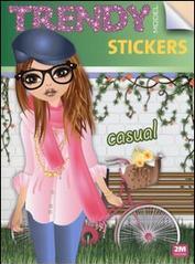 Trendy model stickers casual. Con adesivi