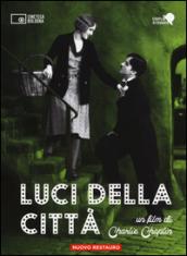 Luci della città. 2 DVD. Con libro